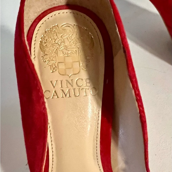 Vince Camuto Jassita Red Suede Jeweled Pearl Ankle Strap Pump - Size 7-1/2 - Picture 6 of 10